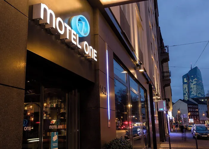 One Frankfurt-eastside Hotel 3*