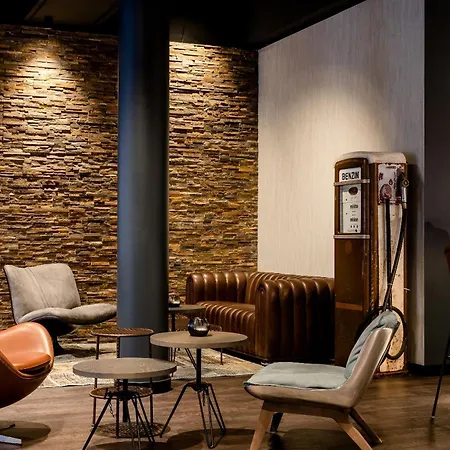 One Frankfurt-eastside 3*