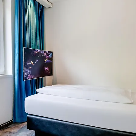 Hotel One Frankfurt-east Side