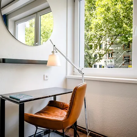 One Frankfurt-east Side Hotel 3*
