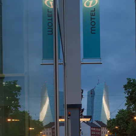 One Frankfurt-eastside 3*