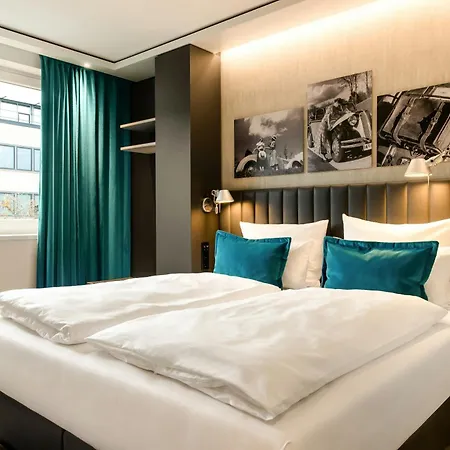 One Frankfurt-eastside Отель 3*