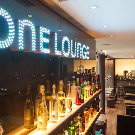 One Frankfurt-eastside 3* Франкфурт-на-Майне