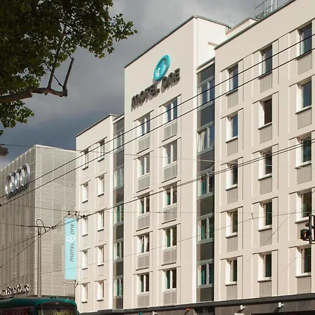 One Frankfurt-eastside 3*
