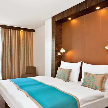 One Frankfurt-eastside Отель 3*