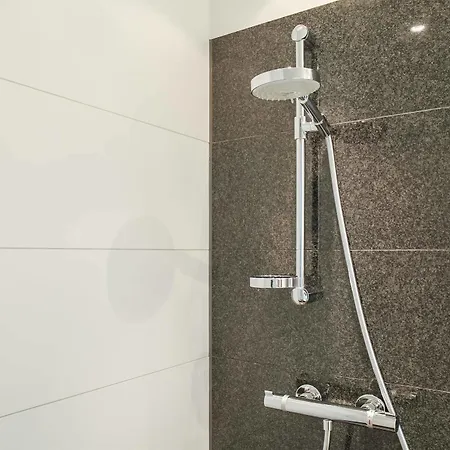 Отель One Frankfurt-eastside