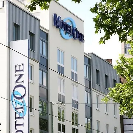 Отель One Frankfurt-eastside Франкфурт-на-Майне