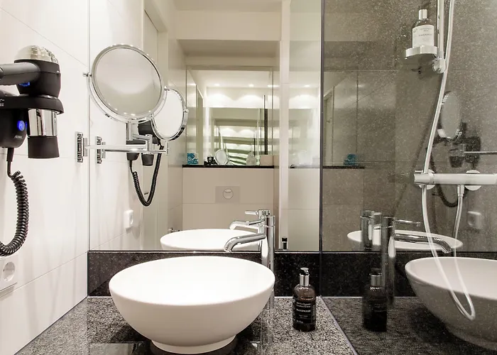 One Frankfurt-eastside Hotel