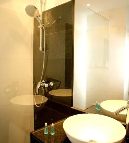 One Frankfurt-eastside Hotel